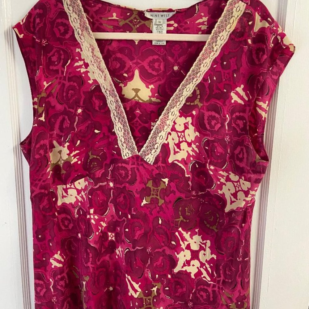 Nine West - 100%  Silk Lace Trim Y2K Romantic Blouse, Size 16